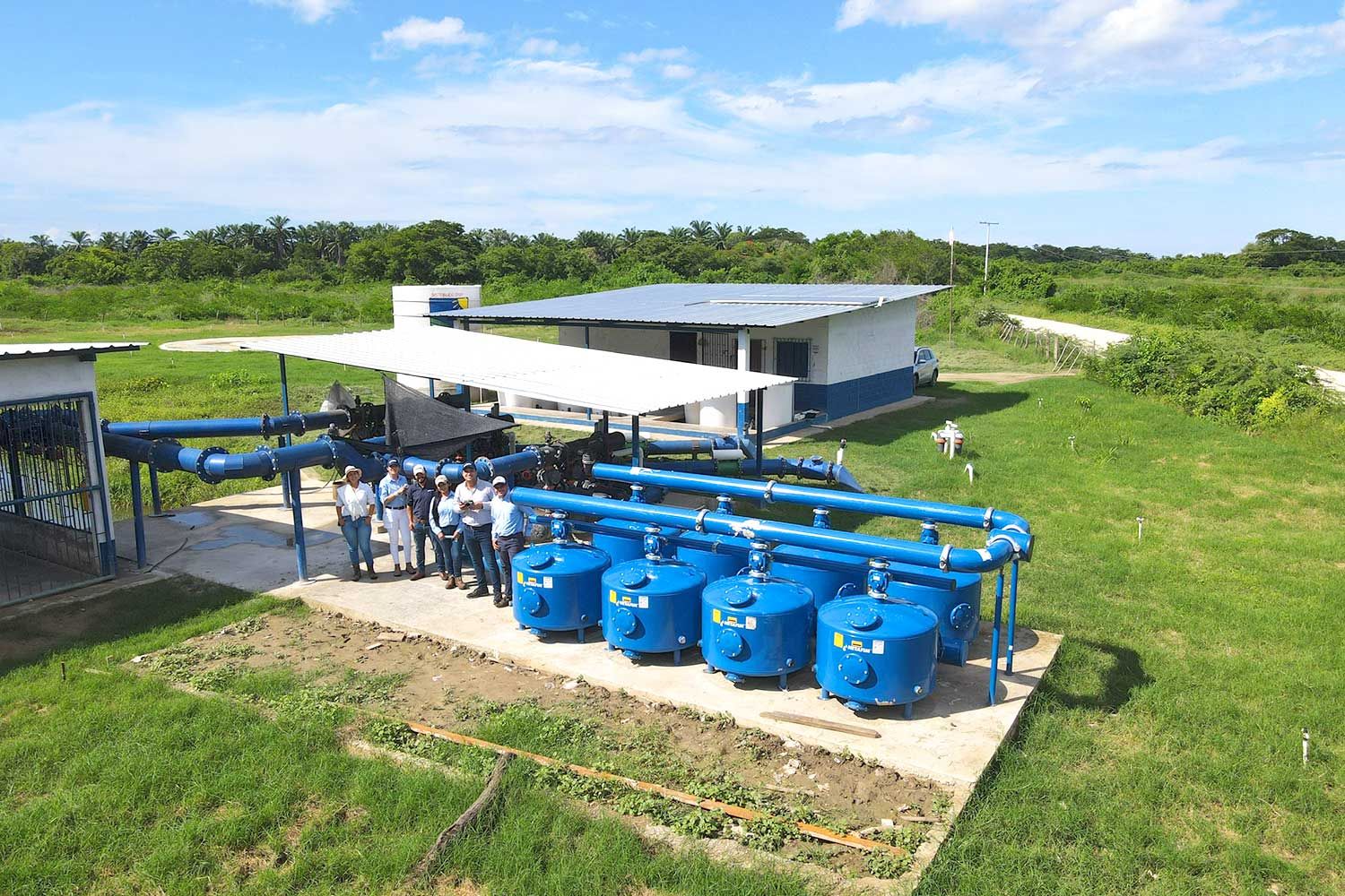 Compatible con aplicaciones de fertilización y productos fitosanitarios.